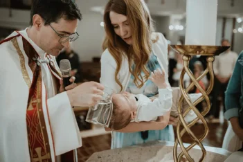 baptize-boy-church-mother-holly-water-wp